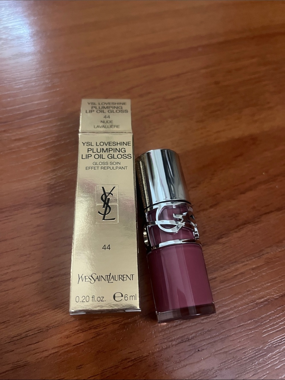 Yves Saint Laurent LoveShine Plumping Lip Oil Gloss - Nude Lavalliere (44)